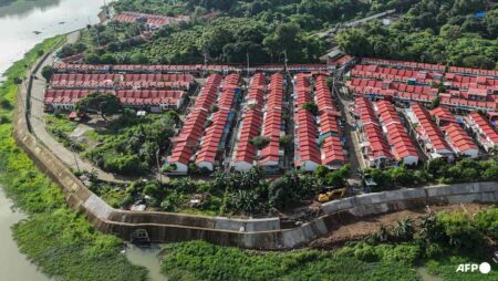 Philippines ‘ghost’ flood projects leave residents stranded