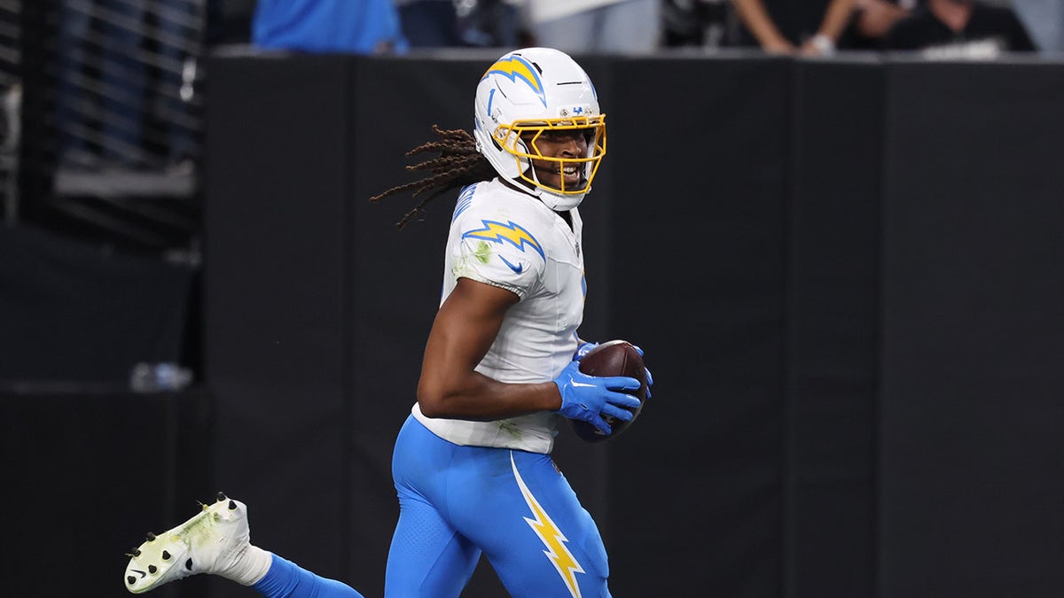 Quentin Johnston celebrates touchdown