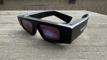 I Tried Snap’s Upcoming AR Glasses (Again). Get Ready for More Apps