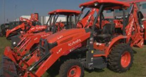 Canada’s farmers face rising equipment costs from U.S. tariffs amid harvest