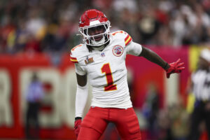 Chiefs’ Xavier Worthy Injury Gets Potential Bad News From Sports Doctor