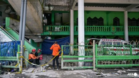 Indonesia school collapse death toll rises to 17, dozens still missing
