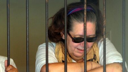 UK grandmother leaves Indonesia death row to return home