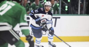 Kyle Connor, Jets agree to 8-year, M contract