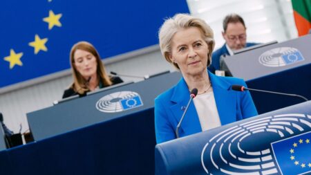 Von der Leyen survives far-right and far-left no-confidence motions