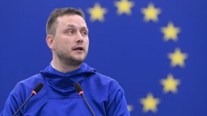 Greenland not seeking to join EU or be part of US, PM Nielsen says