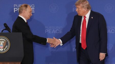 EU envoy calls on the US to rejoin the West on Russian sanctions