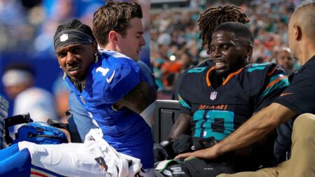 Larry Fitzgerald says grass fields aren’t ‘feasible in most places’ despite players’ injuries
