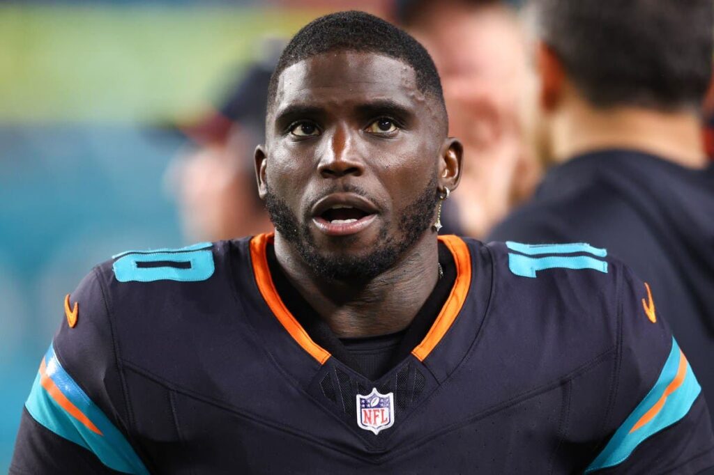 Dolphins’ Tyreek Hill Gets Wild Prediction From Chad Ochocinco