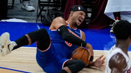 Knicks’ Josh Hart ejected from preseason game vs. 76ers after launching ball into stands following injury