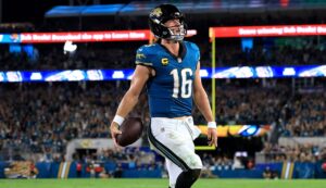Trevor Lawrence’s stumbling touchdown caps last-minute drive to give Jaguars win over Chiefs