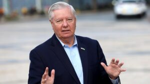 Republicans turn their attention to bashing Obamacare as shutdown enters day 39