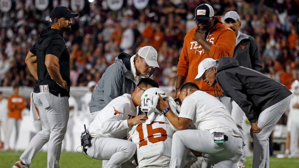 Arch Manning hurt during Texas’ dramatic comeback win over Mississippi State Arch Manning hurt during Texas’ dramatic comeback win over Mississippi State