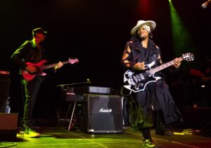 R&B Singer D’Angelo Dead at 51: Report