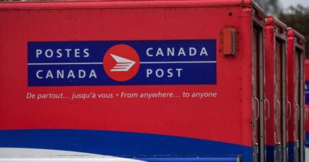 Mail will resume next week, Canada Post says ahead of rotating strike