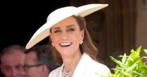 Kate Middleton’s Green Crossbody Bag Is Out of Stock — But This  Version Isn’t