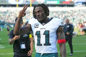 Giants’ Coach On Eagles Star Receiver: ‘A.J. Brown Is Open A Lot’