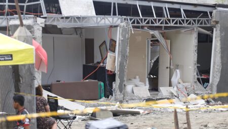 Powerful 7.4-magnitude earthquake strikes off southern Philippines, tsunami warnings issued
