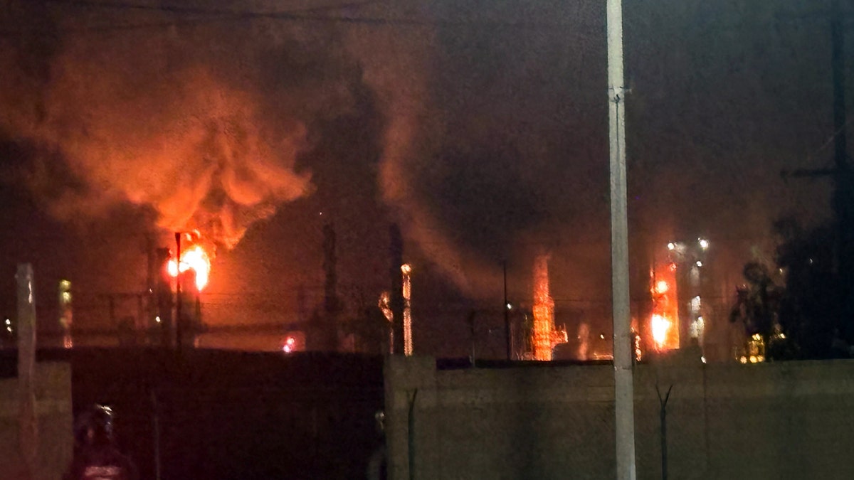 Flames and smoke at Chevron refinery in California