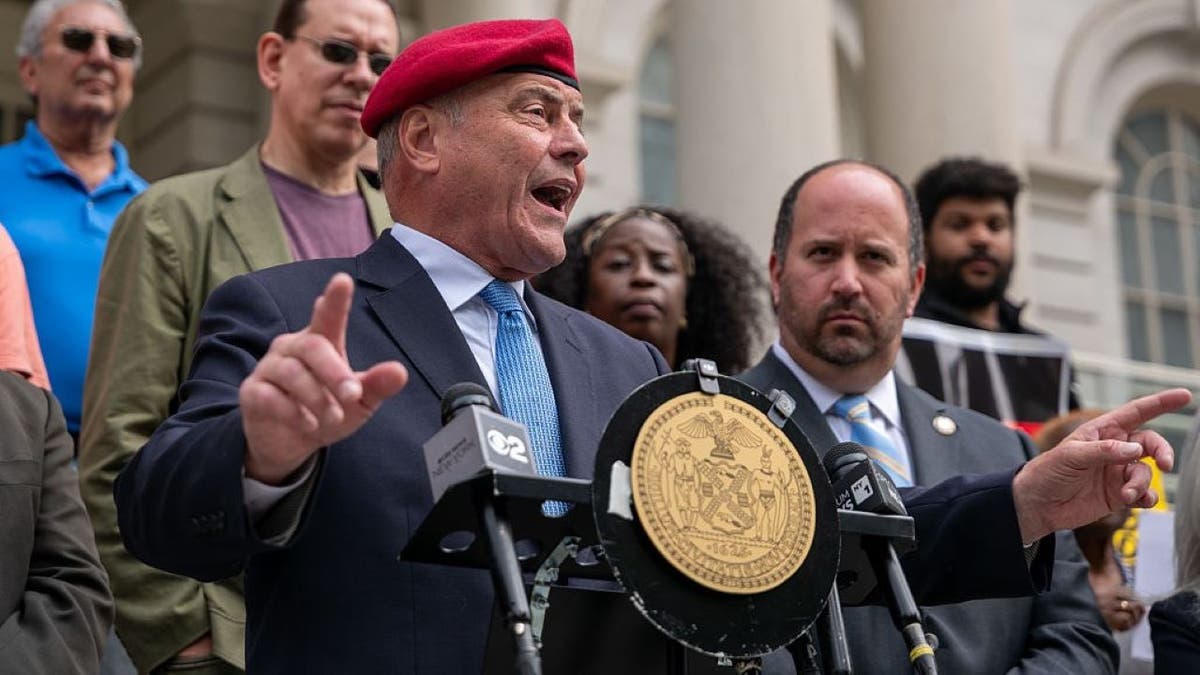 Curtis Sliwa addresses a crowd