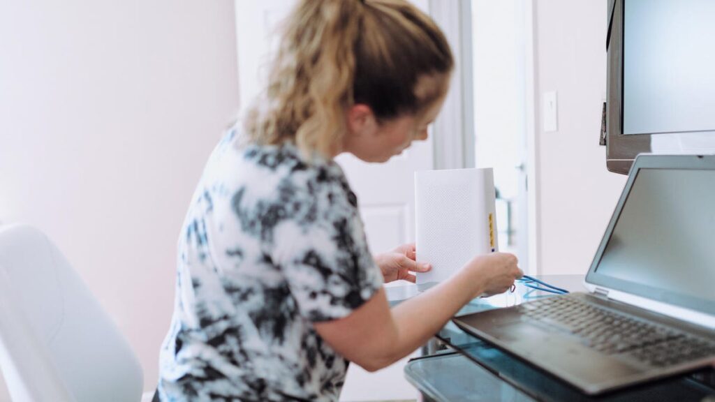 How to Install a VPN on Your Router: My Easy 10-Minute Guide How to Install a VPN on Your Router: My Easy 10-Minute Guide