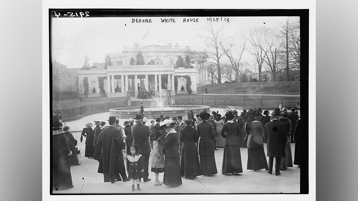 Photo of White House in 1913 at presidential wedding
