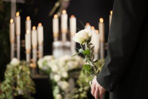 Dear Abby: Should I attend my friend’s mom’s funeral when she dies?
