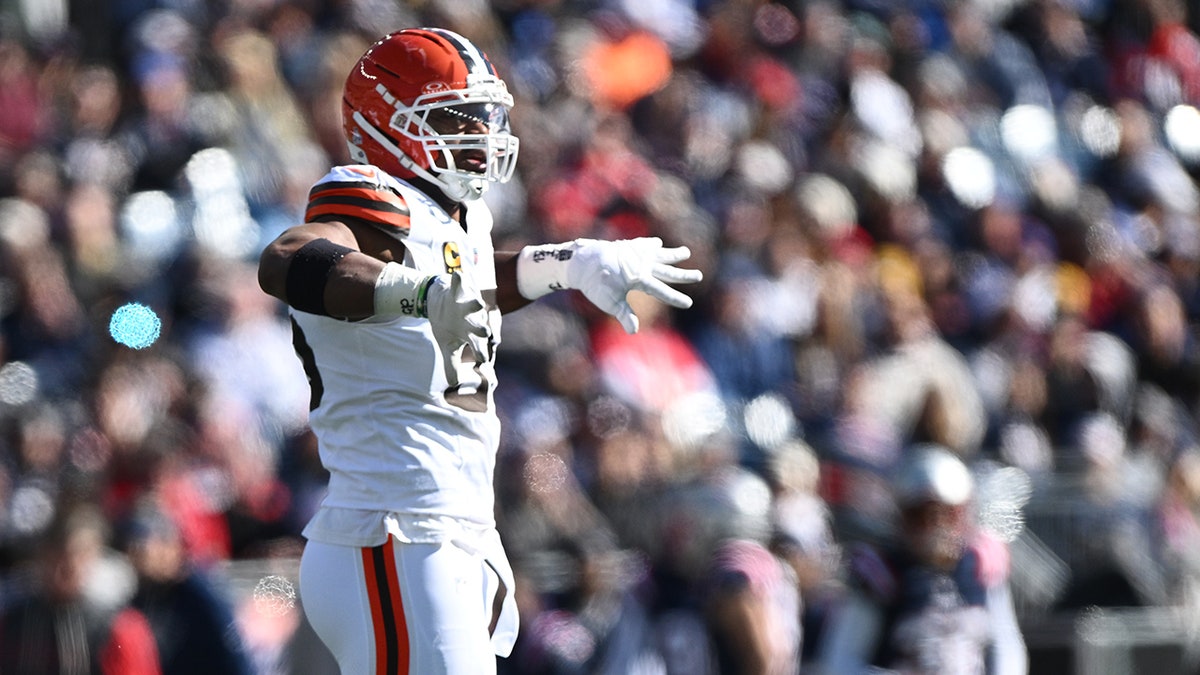 Myles Garrett celebrates a sack