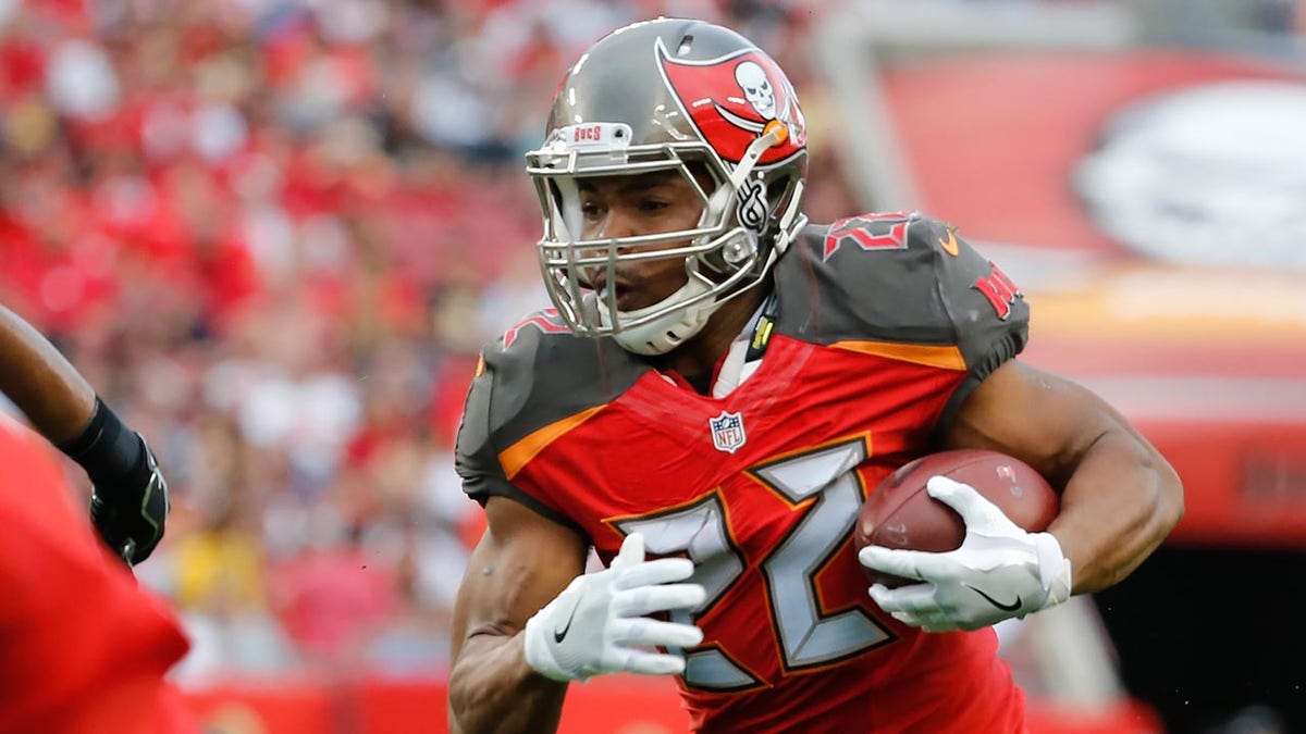 Doug Martin looks to run the ball