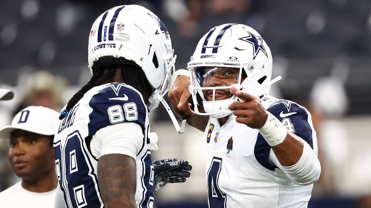Dak Prescott points to CeeDee Lamb