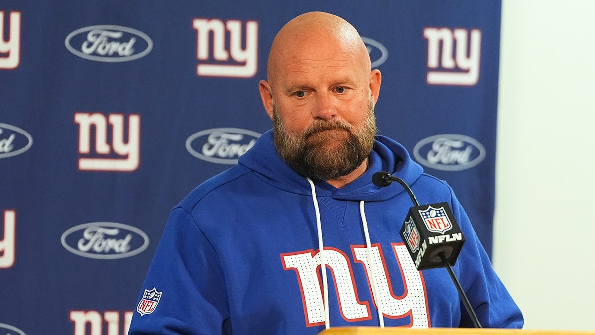 Brian Daboll at the podium