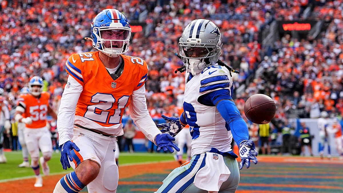 Riley Moss in action