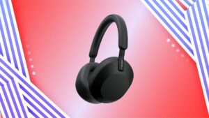 Sony Noise-Canceling Headphones Add Audio Sharing, AI Assistance