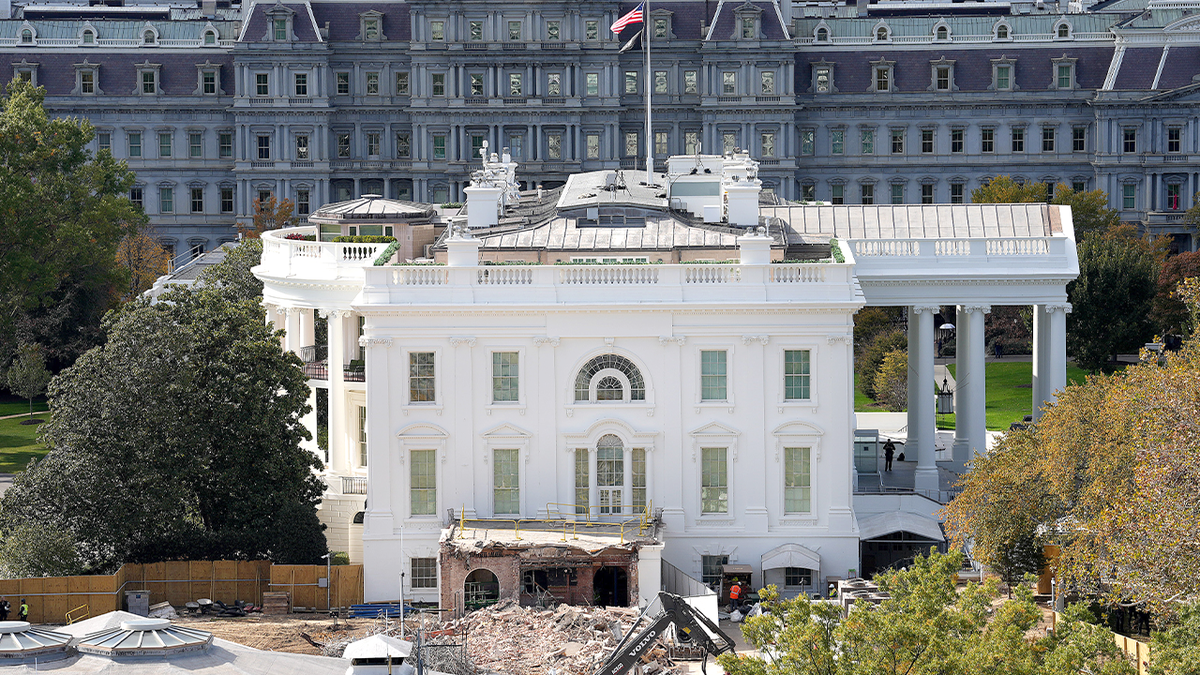 White House ballroom construction 