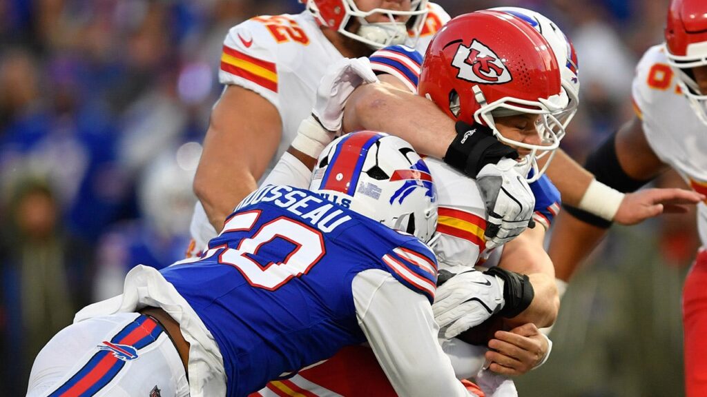 Bills keep Patrick Mahomes from throwing TD pass for first time in over year, Josh Allen scores 3 TDs in win Bills keep Patrick Mahomes from throwing TD pass for first time in over year, Josh Allen scores 3 TDs in win