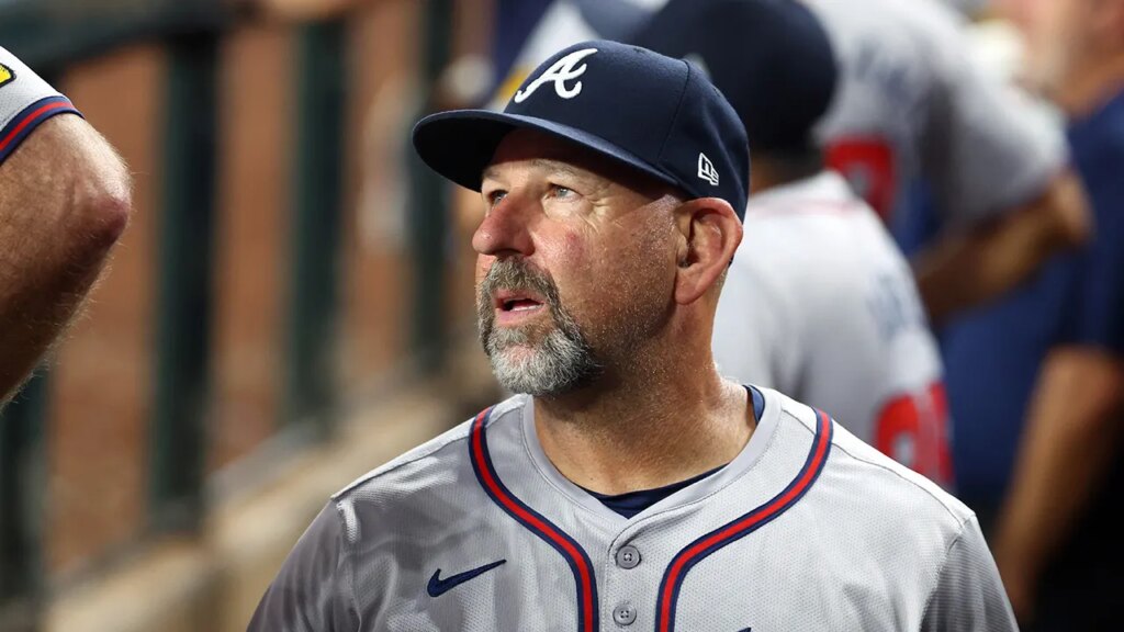 Braves hire longtime bench coach Walt Weiss as new manager Braves hire longtime bench coach Walt Weiss as new manager