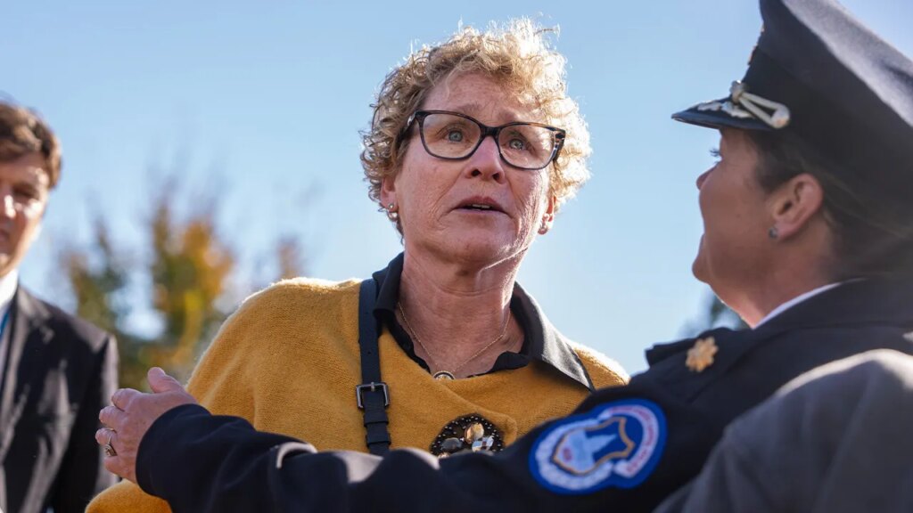 House Dem reveals why she hijacked Speaker Johnson’s presser with viral outburst House Dem reveals why she hijacked Speaker Johnson’s presser with viral outburst