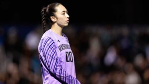 University of Washington soccer star dead at 21 from rare kidney cancer after months-long battle