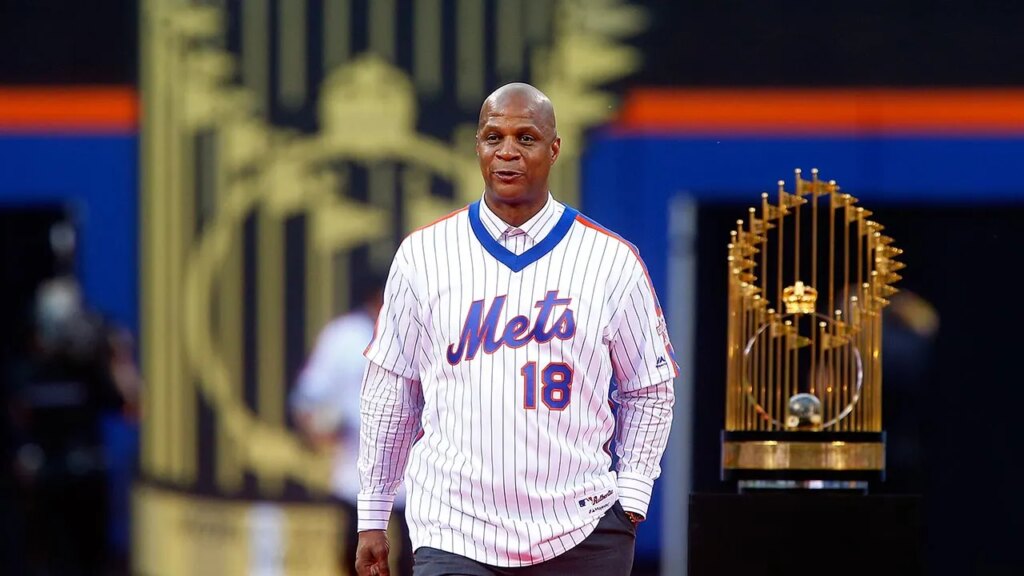 Trump pardons ex-MLB star Darryl Strawberry after faith, sobriety turnaround Trump pardons ex-MLB star Darryl Strawberry after faith, sobriety turnaround