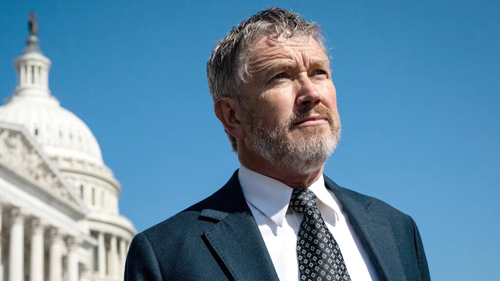 Patriot or ‘Pathetic RINO’? Maverick Republican Thomas Massie trades ‘America First’ label for ‘America only’ Patriot or ‘Pathetic RINO’? Maverick Republican Thomas Massie trades ‘America First’ label for ‘America only’