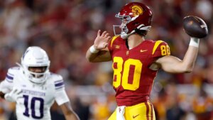 USC football pulls off elaborate deception to fool Northwestern on fake punt play: ‘Got to pay attention’