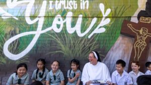 Embracing liberal arts education with classical texts and virtue-based behaviour