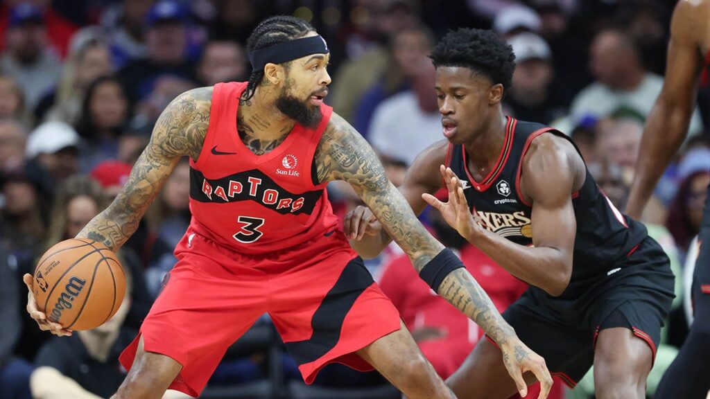 Raptors star slams water bottle onto floor, nails staffer in face Raptors star slams water bottle onto floor, nails staffer in face