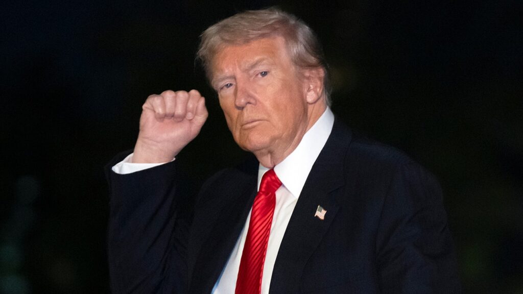 Trump arrives at Commanders’ stadium for NFL ‘Salute to Service’ festivities Trump arrives at Commanders’ stadium for NFL ‘Salute to Service’ festivities