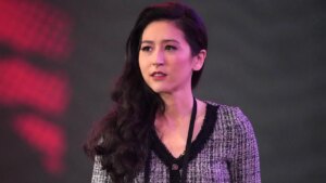ESPN star Mina Kimes ‘deeply embarrassed’ after promoting solitaire app