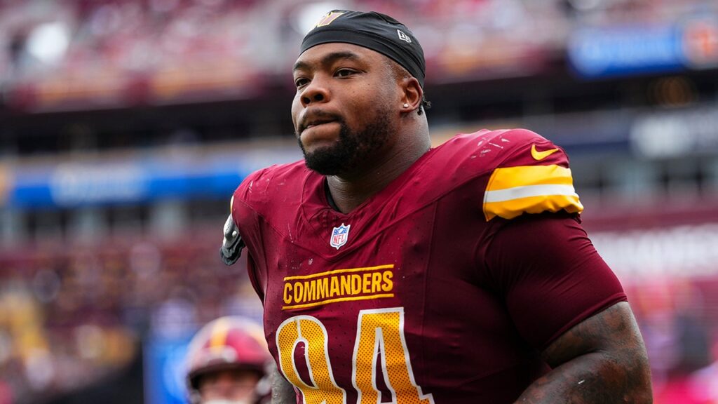 NFL veteran defensive lineman suspended, mocked online for punching helmeted opponent NFL veteran defensive lineman suspended, mocked online for punching helmeted opponent