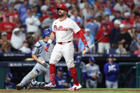 Phillies Free Agent Kyle Schwarber Predicted to Earn 0 Million