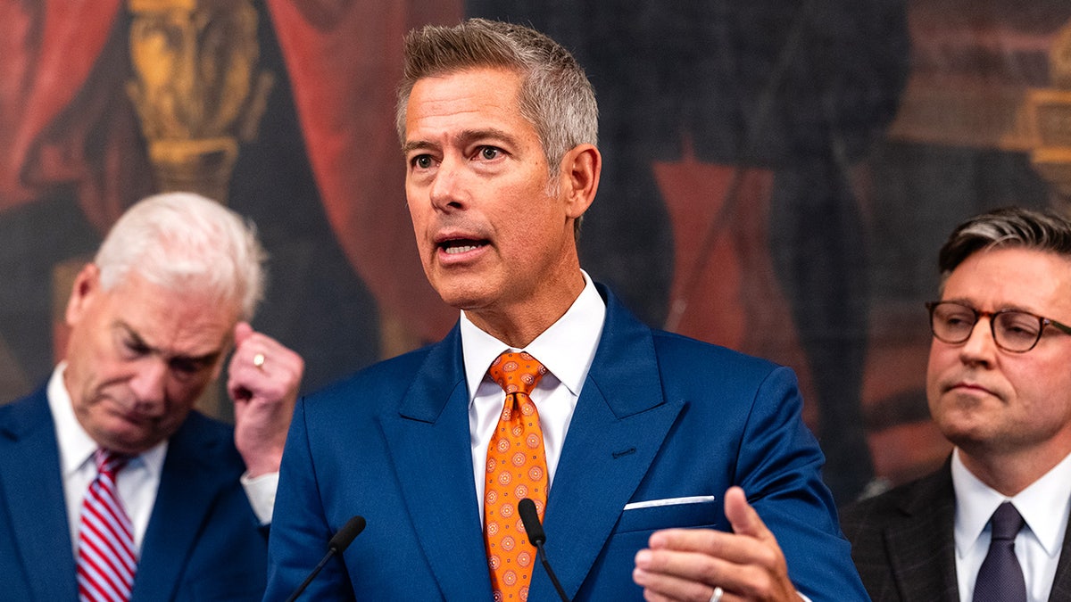 Transportation Secretary Sean Duffy speaks at a press conference with Rep. Tom Emmer and House Speaker Mike Johnson about air traffic controller pay during the government shutdown.