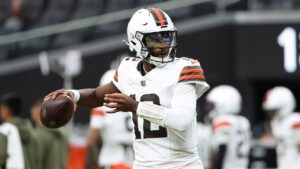 Deion Sanders shares emotional moment with son, Shedeur, before Browns rookie’s first NFL start