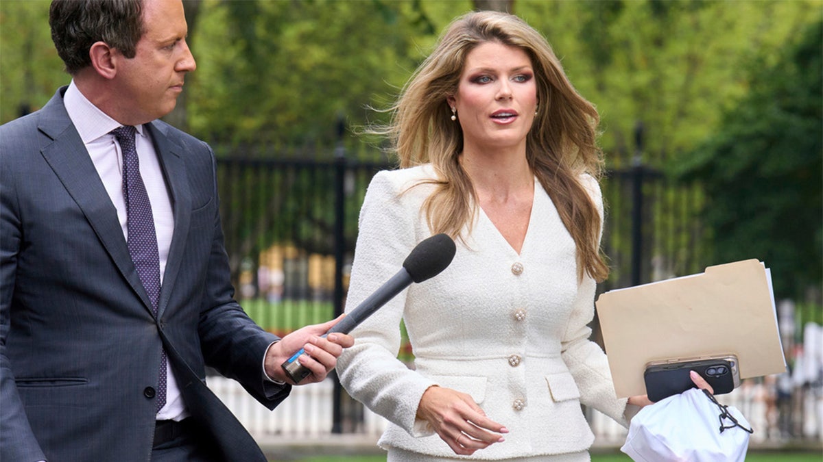 special assistant to the president lindsey halligan